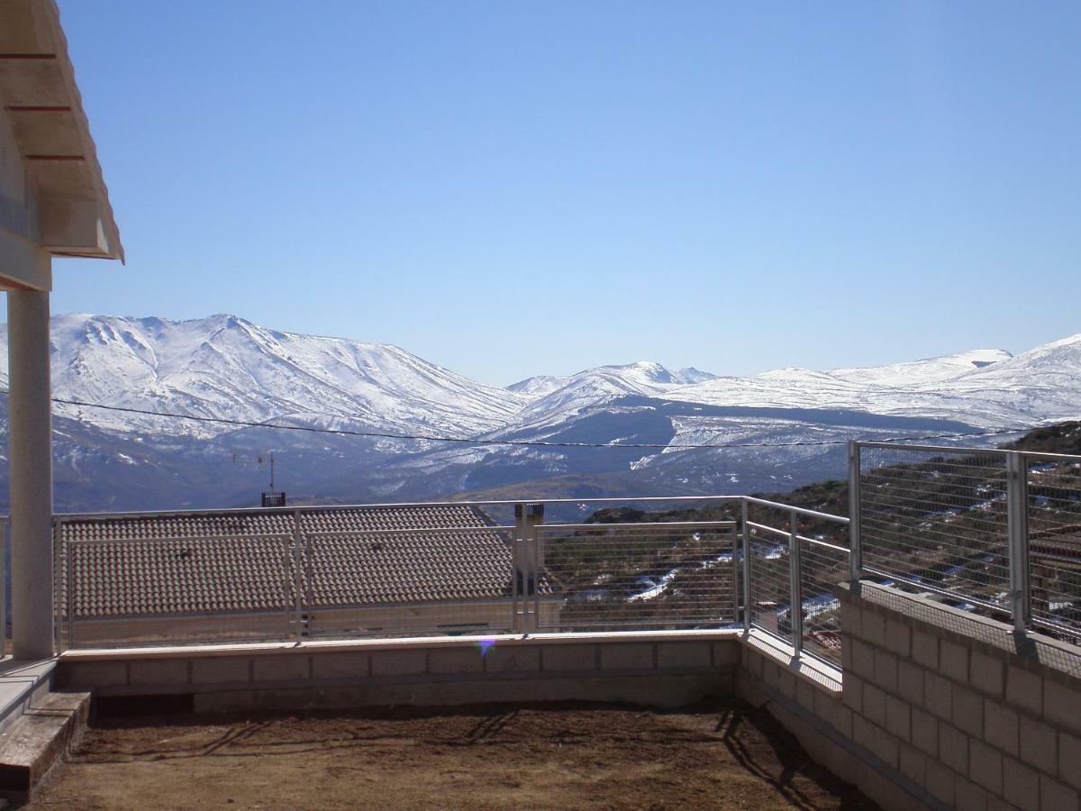 Navaquesera Mirador De Gredos Avila Exterior photo